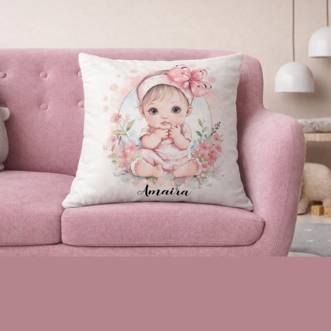 Oreiller personnalisé avec le nom de bébé fille (Créateur téléchargé)