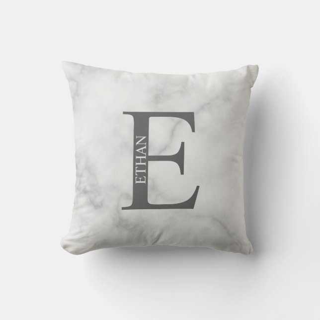 Oreiller personnalisé avec monogramme et nom (Recto)