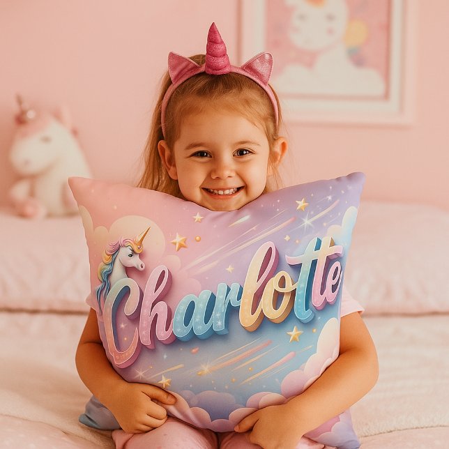 Oreiller personnalisé Licorne pastel (Custom unicorn-themed nursery decor with child's name in rainbow colors)