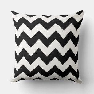 Oreiller rayé blanc noir en zigzag