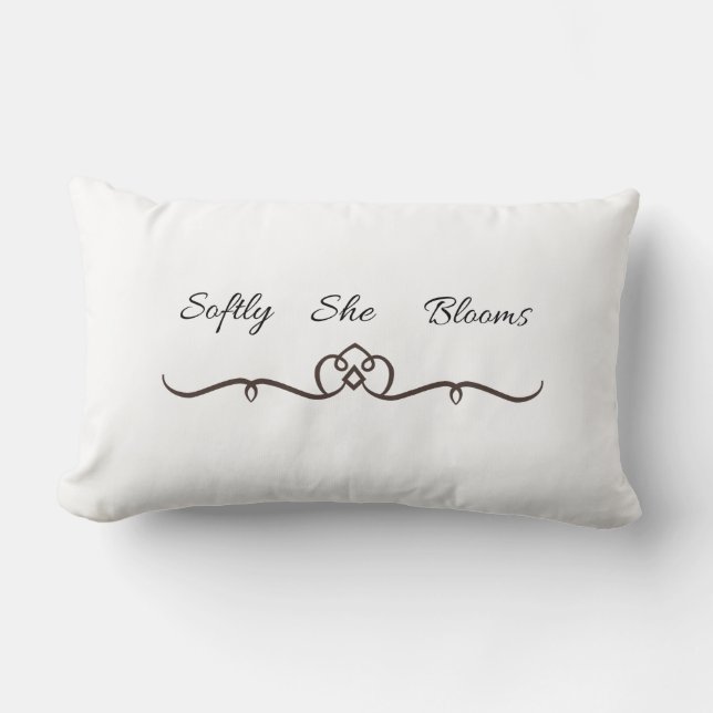 Oreiller Softly She Blooms | Décoratif Féminin  (Recto)