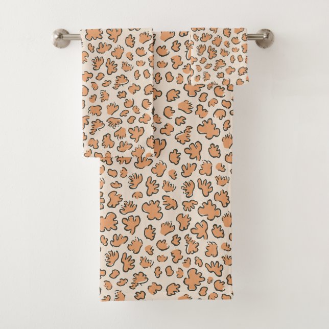Organic Petal Terrazzo | Modern Rustic Spa Apricot (En situation)