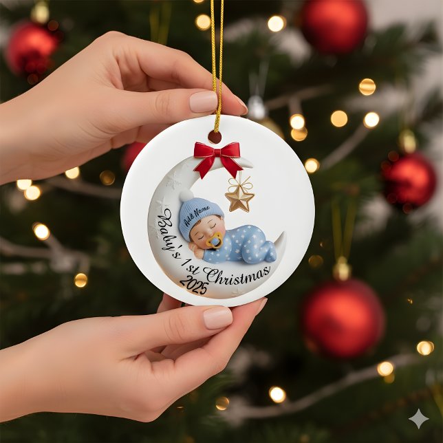 Ornement 1er Noël de bébé 2025 | Lune endormie (Créateur téléchargé)