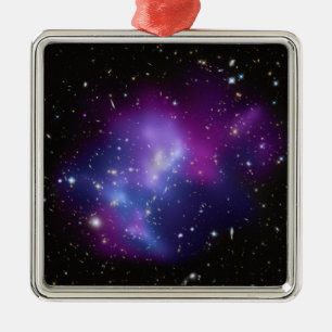 Ornement Carré Argenté Amas de galaxies violettes dans l'espace