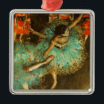 Ornement Carré Argenté Ballerina Dance Green Dancer Edger Degas Peinture<br><div class="desc">Degas Ballerina - Edgar Degas Danseuse de ballet "La danseuse verte" 1879 Pastel Edgar Degas peint "La danseuse verte" en 1879. Degas était un artiste impressionniste français, connu pour ses peintures de beaux danseurs de ballet. Les danseurs de ballet de Degas étaient des sujets de tableaux, de sculptures, d'estampes et...</div>