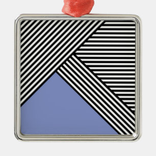 Ornement Carré Argenté Bandes noires et blanches avec triangle bleu
