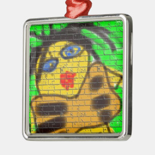 Ornement Carré Argenté Black Hair Woman Graffiti Wall Painting Green