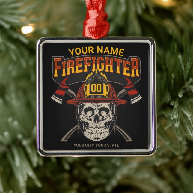 Ornement Carré Argenté Casque de crâne pompier personnalisé Ax pompier  (Arbre)