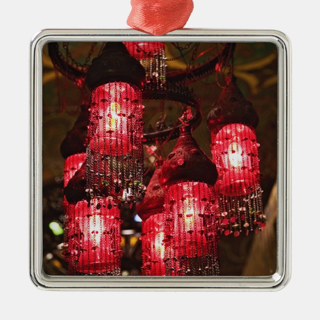 Ornement Carré Argenté Chandelier en vente, Bazar Khan el Khalili, (Devant)