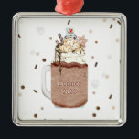 Ornement Carré Argenté Chocolat Snowman Milkshake Noël Année<br><div class="desc">Illustration d'un milk-shake au chocolat de Noël surmonté d'une crème fouettée,  d'arroses,  de chips au chocolat,  d'un fudge chaud,  d'un caramel,  d'un biscuit de Noël aux flocons de neige et d'un bonhomme de neige au marshmallow. Personnalisez avec nom et année.</div>