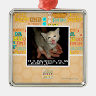 Ornement Carré Argenté Dangereux