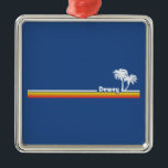 Ornement Carré Argenté Dewey Beach, Delaware<br><div class="desc">Bénéficiant d'un côté de plages océaniques et d'une large baie de l'autre, Dewey Beach conviendra parfaitement aux voyageurs aventureux dont l'idée de s'amuser penche au jet-ski ou au volley-ball sur la plage. D'autres passent leur journée à pratiquer des sports nautiques, dont la navigation de plaisance, le parachute ascensionnel, le wake...</div>