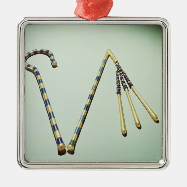 Ornement Carré Argenté Escroc et fléau, de la tombe de Tutankhamun (Devant)