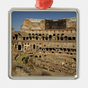 Ornement Carré Argenté Europe, Italie, Rome. Le Colosseum (aussi
