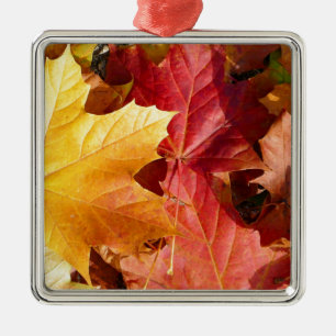 Ornement Carré Argenté Feuilles d'automne - Etonnant!