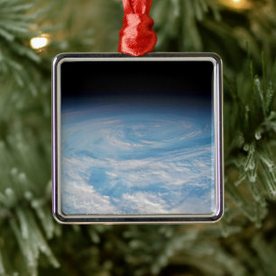 Ornement Carré Argenté Formation De Nuages Circulaires Sur L'Océan Pacifi