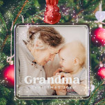 Ornement Carré Argenté Grandma Photo Noël Holiday Simple Modern Chic<br><div class="desc">Design est composé de typographie chic moderne avec sans serif et serif police. Ajoutez une photo personnalisée de grand-mère et de l'année.</div>