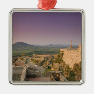 Ornement Carré Argenté HONGRIE, région du lac Balaton, SZIGLIGET :