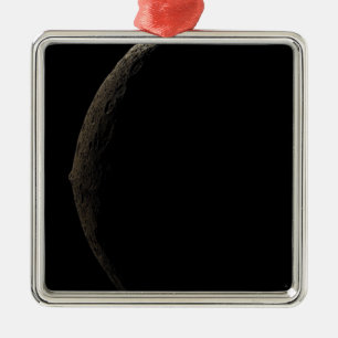 Ornement Carré Argenté Iapetus de la lune de Saturne