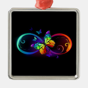 Ornement Carré Argenté Infini vibrant avec papillon arc-en-ciel sur fond
