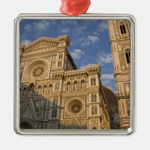 Ornement Carré Argenté Italie, Toscane, Florence. Le Duomo.