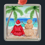 Ornement Carré Argenté Joyeux Noël Père Noël et Snowman sur la plage<br><div class="desc">Ambiance de Noël amusante avec le Père Noël et un bonhomme de neige construit à partir de sable assis sur une plage qui regarde les vagues de l'océan. Idéal pour une personne qui est un "oiseau de neige" ou qui a pris sa retraite en Floride, Caroline du Sud, au Texas...</div>