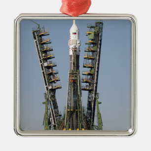 Ornement Carré Argenté L'échafaudage de lancement est mis en place