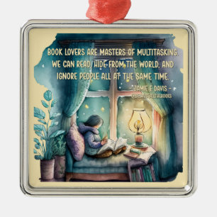 Ornement Carré Argenté Les amateurs de livres sont maîtres du multitâche