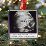Ornement Carré Argenté Meilleur cadeau Ever Ultrasound Baby Photo Simple<br><div class="desc">Célébrez le cadeau précieux de votre nouveau membre de la famille avec un élégant ornement en métal carré photo. Le design neutre est adapté pour un nouveau bébé garçon ou une nouvelle fille. L'écriture et l'image de ce modèle sont simples à personnaliser. (CONSEIL DE CONCEPTION D'IMAGE : Pour centrer la...</div>
