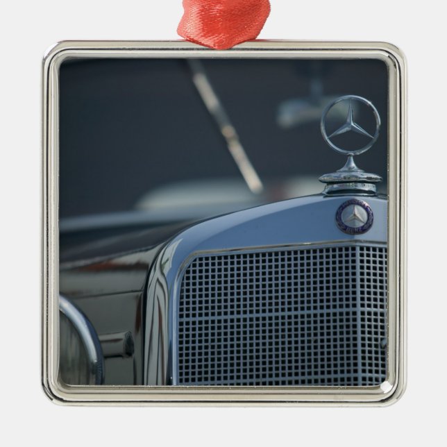 Ornement Carré Argenté Mercedes antique 4 (Devant)
