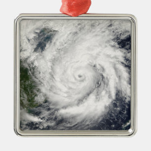 Ornement Carré Argenté Ouragan Kai-Tak