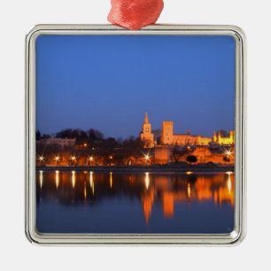 Ornement Carré Argenté Palais des Papes à Avignon et le Rhône à