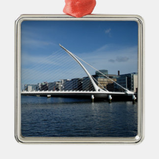 Ornement Carré Argenté Pont au-dessus de pendentif de rivière de Dublin