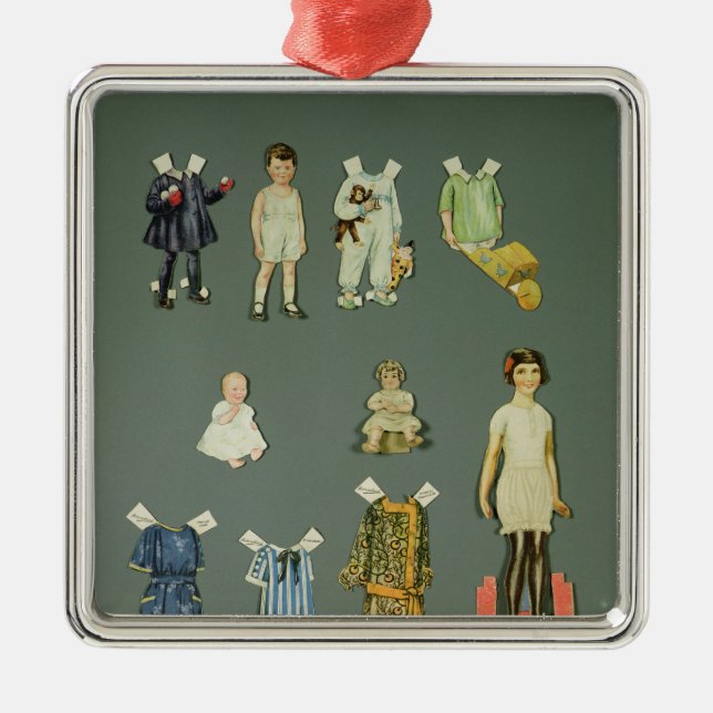 Ornement Carré Argenté Poupée et vêtements coupés, les années 1930 (Devant)