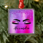 Ornement Carré Argenté Purple Glitter Sparkle Eyelashes Monogram<br><div class="desc">Purple Faux Foil Parties scintillant d'étincelle métallique broyée Monogramme de métal brossé Nom et cils initiaux (cils),  Extensions d'éyélash et ornement des yeux. Le design fait le cadeau parfait pour 16 ans,  mariage,  Noël,  douche nuptiale,  anniversaire,  baby shower ou bachelorette pour quelqu'un à la recherche d'un style cool tendance.</div>
