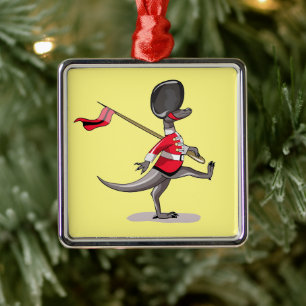 Ornement Carré Argenté Raptor Habillé En Garde Britannique.