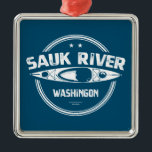 Ornement Carré Argenté Sauk River Washington Kayak<br><div class="desc">La rivière Sauk est un affluent de la rivière Skagit,  longue d'environ 70 kilomètres,  dans le nord-ouest de l'État de Washington. Il draine une zone de la haute chaîne Cascade dans le bassin hydrographique de Puget Sound au nord de Seattle.</div>