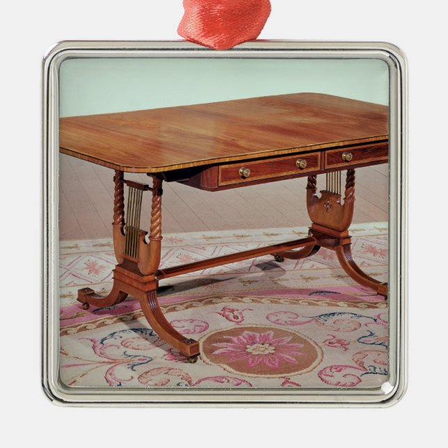 Ornement Carré Argenté Table de sofa avec des jambes d'harpe par Thomas (Devant)