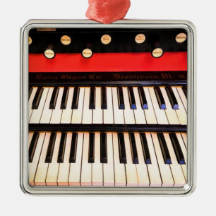 Ornement Carré Argenté Touches d'orgue ancien