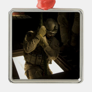 Ornement Carré Argenté Un pararescueman de l'Armée de l'Air d'USA