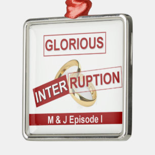 Ornement Carré Argenté Une interruption glorieuse : un début doré