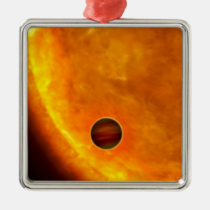 Ornement Carré Argenté Une planète de taille Jupiter