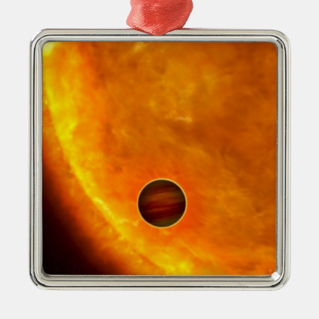 Ornement Carré Argenté Une planète de taille Jupiter (Devant)