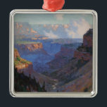 Ornement Carré Argenté Vue sur le Grand Canyon (par E.H. Potthast)<br><div class="desc">Ce dessin présente un tableau du peintre impressionniste américain Edward Henry Potthast (1857-1927). Il montre le paysage majestueux du Grand Canyon, qui est un canyon escarpé taillé par le fleuve Colorado en Arizona, aux États-Unis. Le Grand Canyon mesure près de 500 km de long, jusqu'à 30 km de large et...</div>