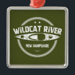 Ornement Carré Argenté Wildcat River New Hampshire Kayak<br><div class="desc">La rivière Wildcat est un affluent de la rivière Saco dans le nord du New Hampshire. Les sources proviennent de la forêt nationale pittoresque de White Mountain au-dessus des lacs Carter Notch et coulent vers le sud comme un petit ruisseau de montagne.</div>