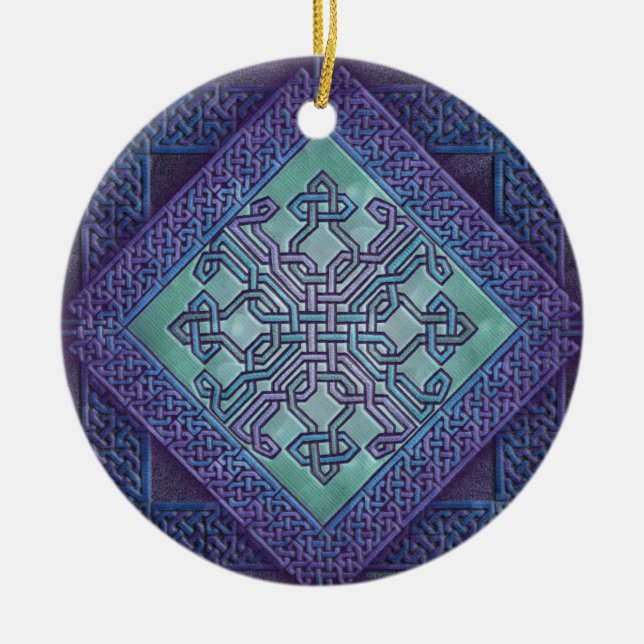 Ornement celtique d'avant-garde (Devant)