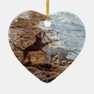 Ornement Cœur En Céramique Chiens sur la plage