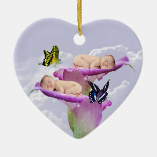 Ornement Cœur En Céramique Deux fois la joie avec des jumeaux de bébé noël
