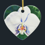 Ornement Cœur En Céramique Elégante peinture d'orchidée blanche<br><div class="desc">Elégante peinture d'orchidée blanche</div>