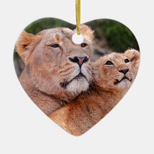 Ornement Cœur En Céramique Repos de CUB de lionne et de lion avant la chasse